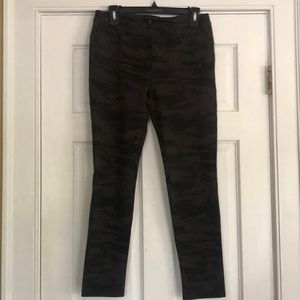 Sanctuary camo leggings